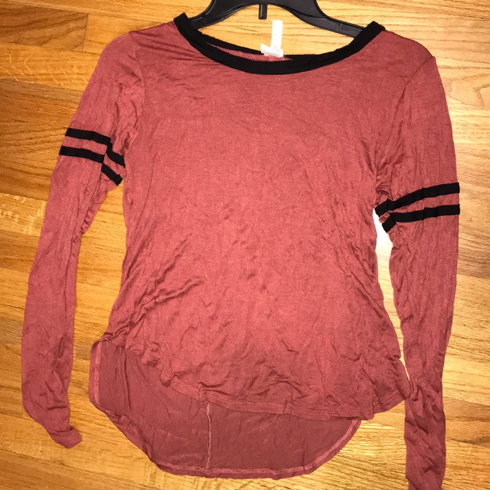 Red black long sleeve shirt